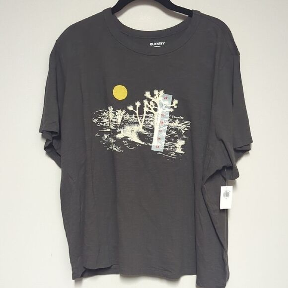 NWT Old Navy Gray Short Sleeve Tee with Minimalist Graphic - Picture 1 of 5